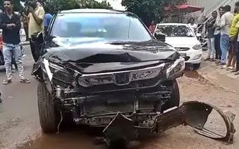 Say rượu, nam thanh niên 19 tuổi lái xe tông 2 người tử vong, 3 người bị thương