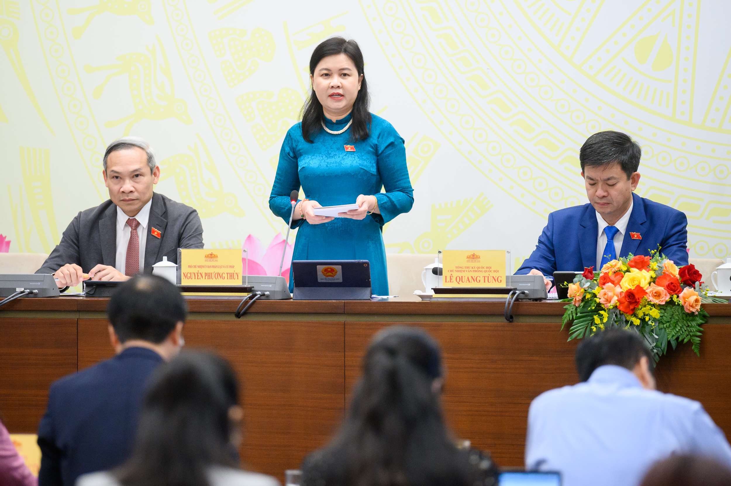 Lý do xem xét rút ngắn nhiệm kỳ Quốc hội khóa XV và HĐND các cấp- Ảnh 2. Lý do xem xét rút ngắn nhiệm kỳ Quốc hội khóa XV và HĐND các cấp- Ảnh 2.