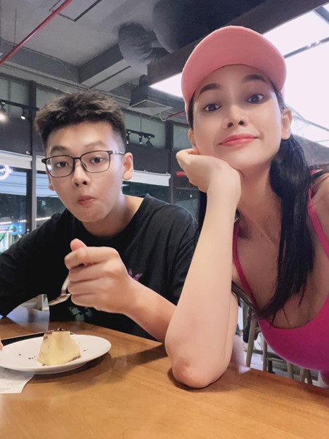 Diện mạo con trai siêu mẫu Anh Thư ở tuổi 18 gây chú ý- Ảnh 5. Diện mạo con trai siêu mẫu Anh Thư ở tuổi 18 gây chú ý- Ảnh 5.