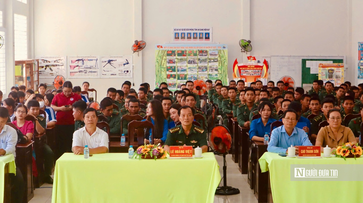 Lan tỏa nhận thức pháp luật về biên giới qua cuộc thi tìm hiểu chủ quyền biên giới quốc gia- Ảnh 3. Lan tỏa nhận thức pháp luật về biên giới qua cuộc thi tìm hiểu chủ quyền biên giới quốc gia- Ảnh 3.