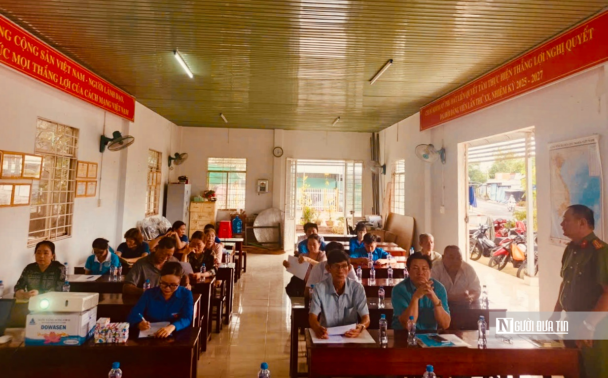 Đồng Tháp: Hội Luật gia huyện Cao Lãnh tuyên truyền Luật An ninh mạng, lan tỏa ý thức sử dụng mạng an toàn- Ảnh 2. Đồng Tháp: Hội Luật gia huyện Cao Lãnh tuyên truyền Luật An ninh mạng, lan tỏa ý thức sử dụng mạng an toàn- Ảnh 2.