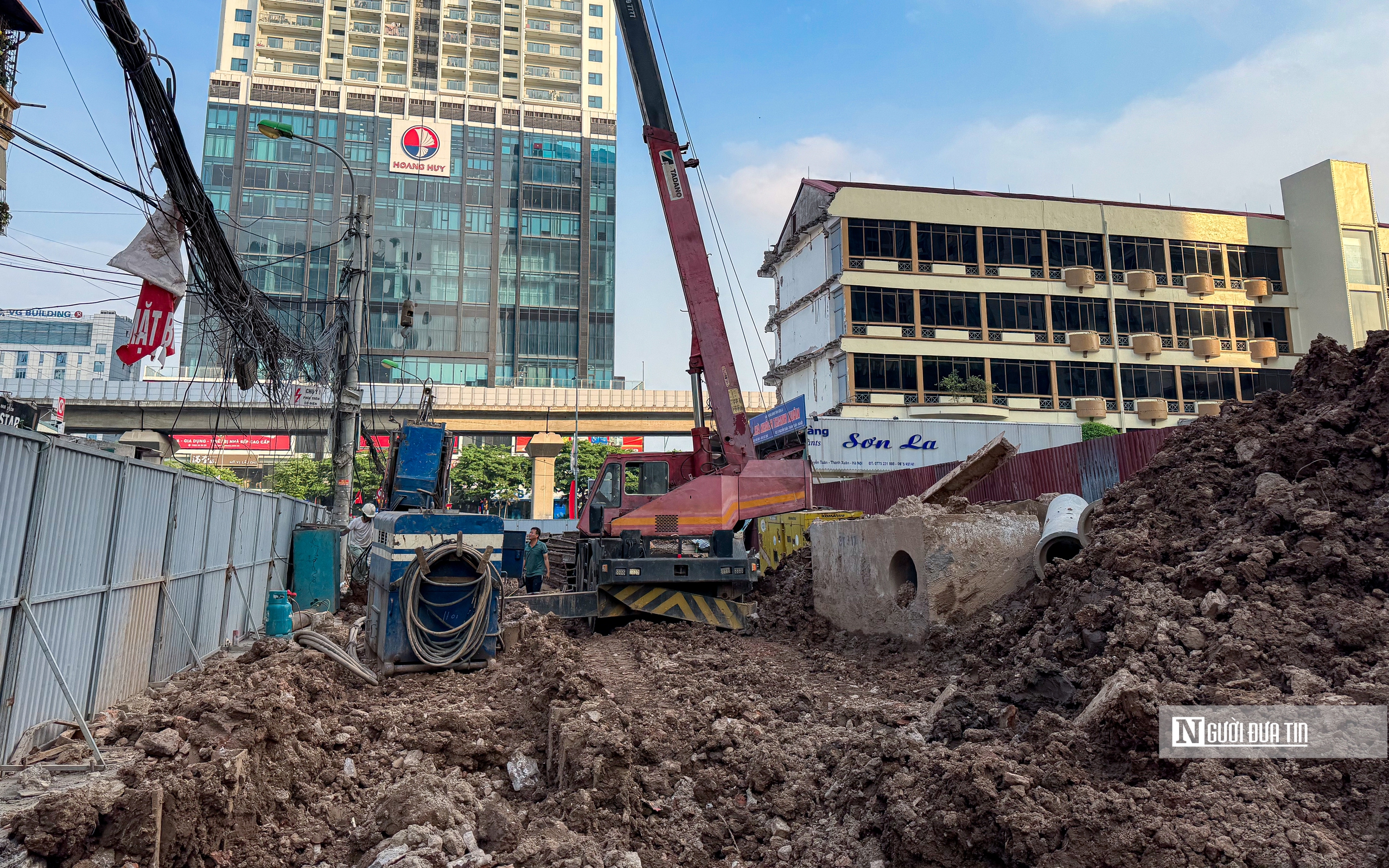 Hà Nội: Ì ạch thi công tuyến đường Nguyễn Tuân trị giá gần 400 tỷ đồng- Ảnh 5. Hà Nội: Ì ạch thi công tuyến đường Nguyễn Tuân trị giá gần 400 tỷ đồng- Ảnh 5.
