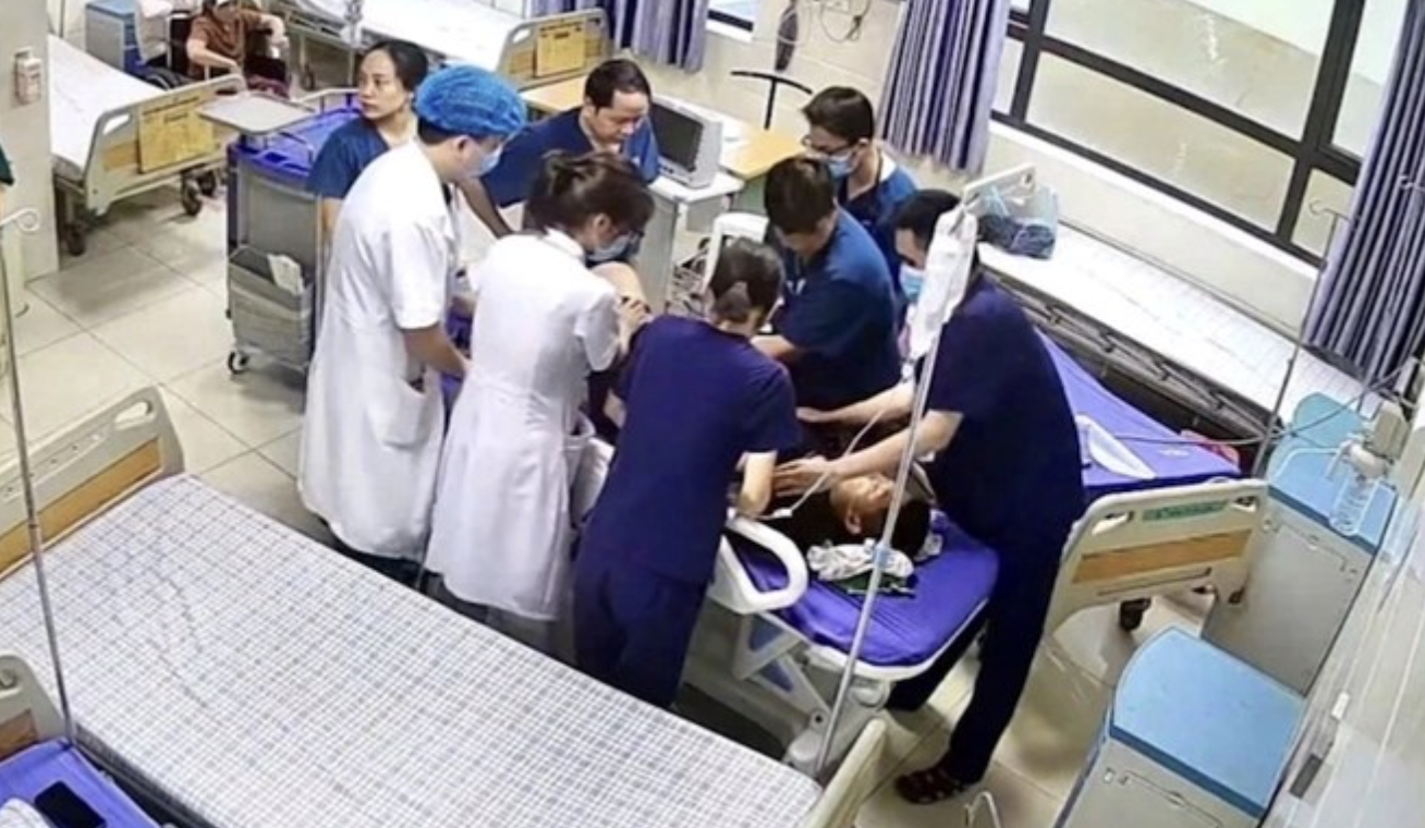 Bộ Y tế: Bạo lực với y, bác sĩ là hành động không thể chấp nhận- Ảnh 1. Bộ Y tế: Bạo lực với y, bác sĩ là hành động không thể chấp nhận- Ảnh 1.