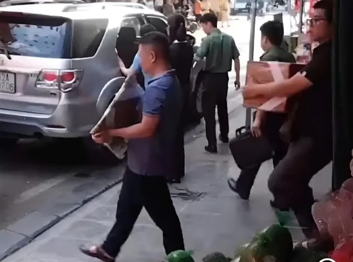 Lý do TikToker Lê Việt Hùng bị bắt- Ảnh 1. Lý do TikToker Lê Việt Hùng bị bắt- Ảnh 1.