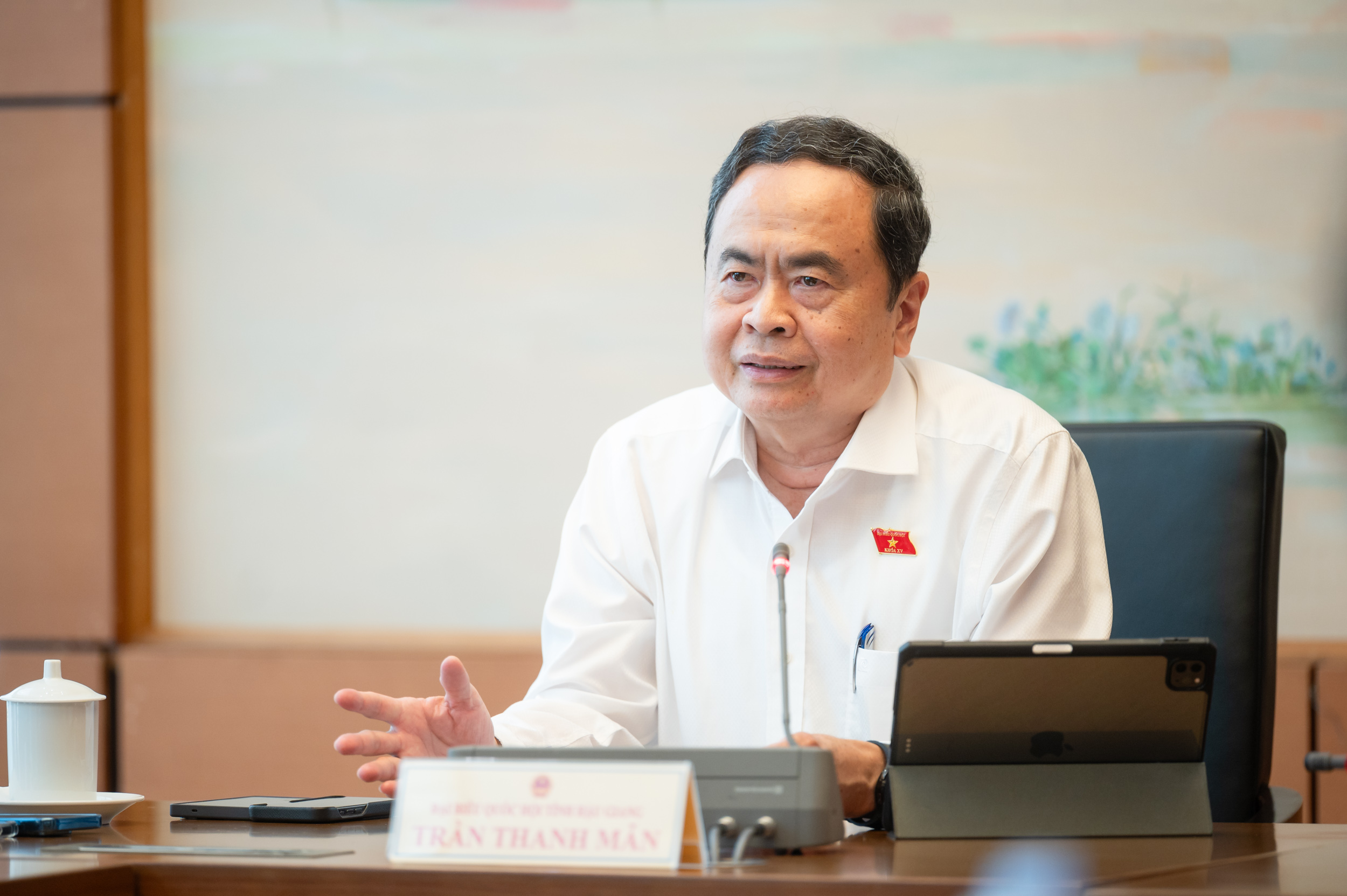 Chủ tịch Quốc hội: Ý Đảng hợp lòng dân, ai cũng mong bộ máy tinh gọn hiệu quả- Ảnh 1. Chủ tịch Quốc hội: Ý Đảng hợp lòng dân, ai cũng mong bộ máy tinh gọn hiệu quả- Ảnh 1.