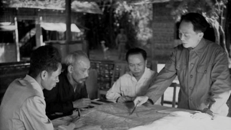 Chiến thắng Điện Biên Phủ - Đỉnh cao của nghệ thuật quân sự Việt Nam- Ảnh 1. Chiến thắng Điện Biên Phủ - Đỉnh cao của nghệ thuật quân sự Việt Nam- Ảnh 1.