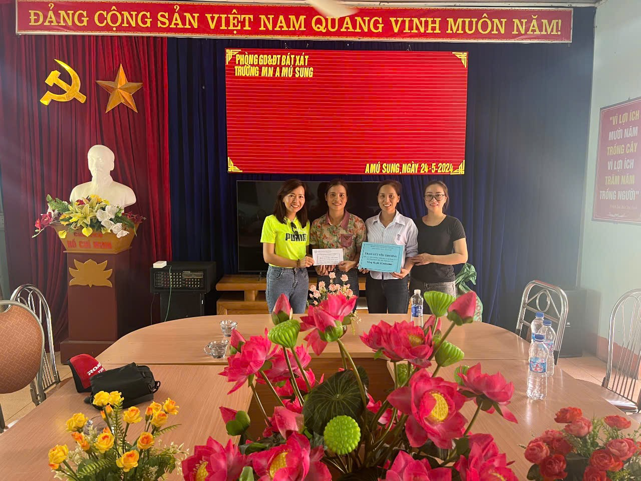 Trường Mầm non Hoàng Văn Thụ: Cô giáo Nguyễn Thị Hương - Phó Hiệu trưởng, Chủ tịch công đoàn, năng động, tâm huyết và sáng tạo- Ảnh 2. Trường Mầm non Hoàng Văn Thụ: Cô giáo Nguyễn Thị Hương - Phó Hiệu trưởng, Chủ tịch công đoàn, năng động, tâm huyết và sáng tạo- Ảnh 2.