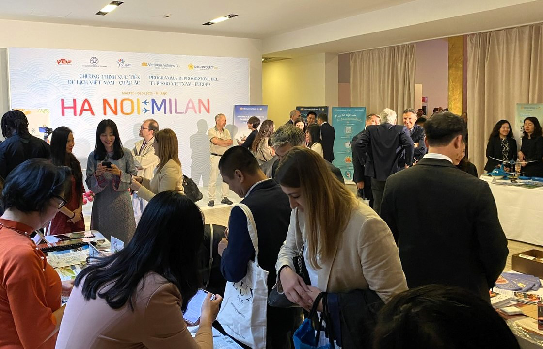 Vietnam Airlines mở đường bay thẳng Hà Nội - Milan từ ngày 1/7- Ảnh 1. Vietnam Airlines mở đường bay thẳng Hà Nội - Milan từ ngày 1/7- Ảnh 1.