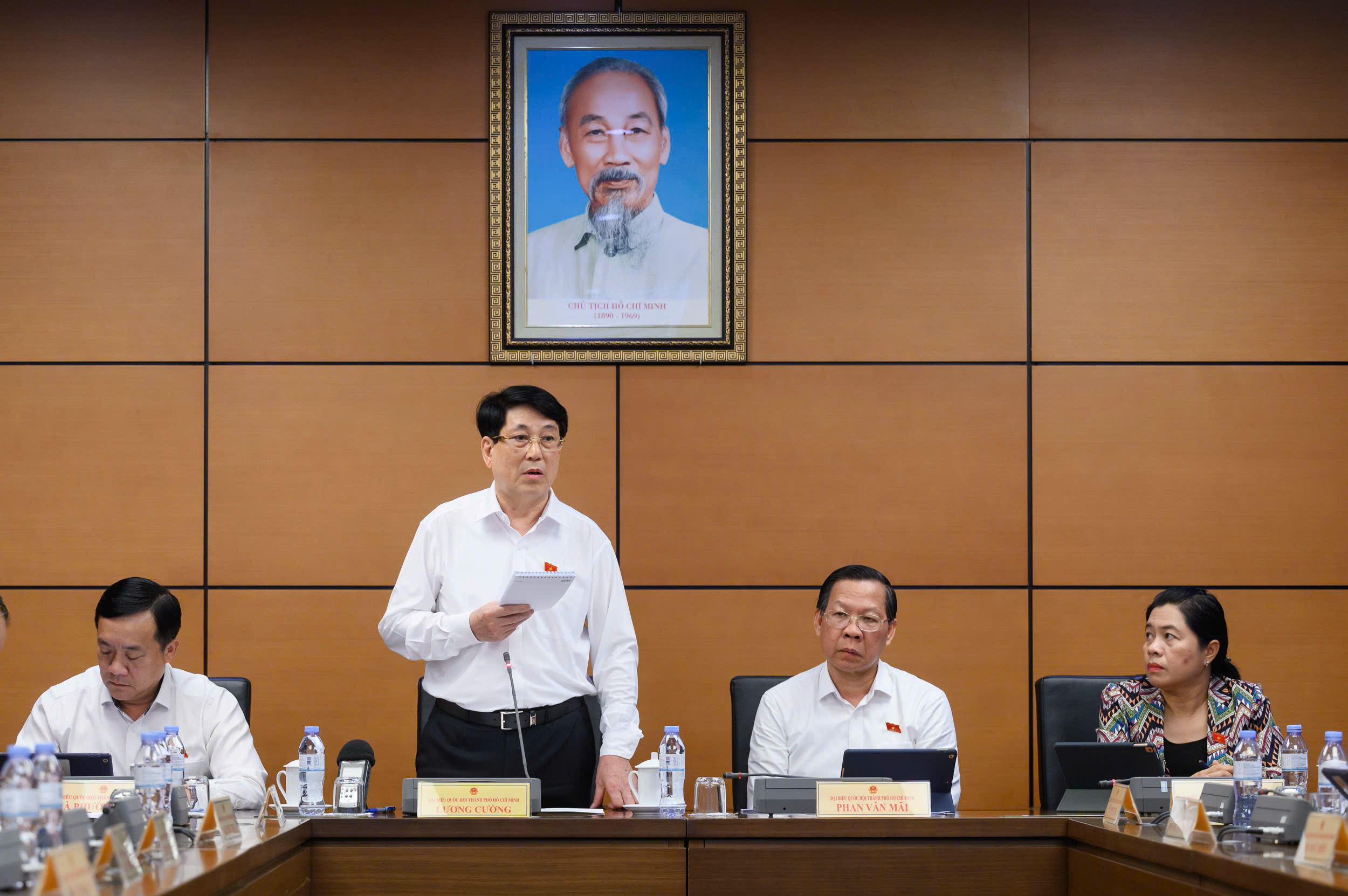 "Cơ quan tư pháp phải thực sự gần dân, bảo vệ quyền lợi hợp pháp của dân"- Ảnh 2. "Cơ quan tư pháp phải thực sự gần dân, bảo vệ quyền lợi hợp pháp của dân"- Ảnh 2.