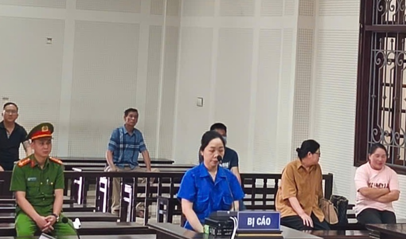 Xét xử "nữ quái" lừa đảo vay mượn hơn 11 tỷ đồng- Ảnh 1. Xét xử "nữ quái" lừa đảo vay mượn hơn 11 tỷ đồng- Ảnh 1.