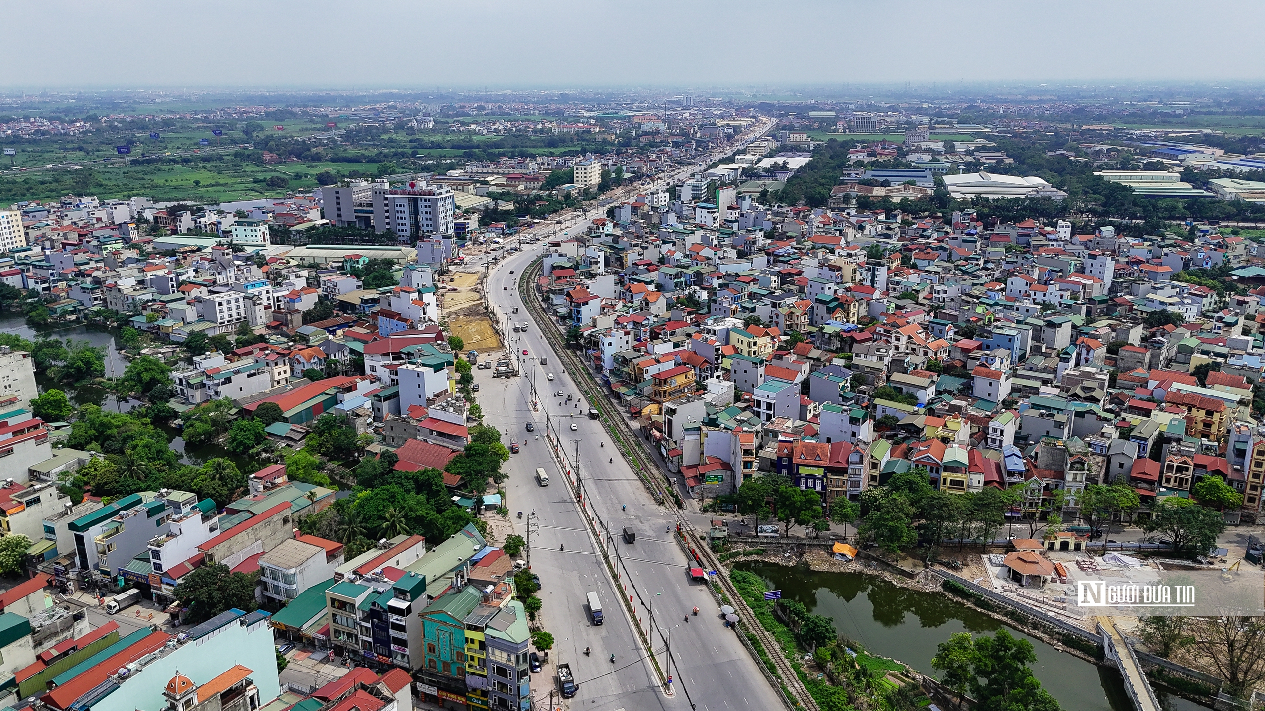 Hà Nội: Hình ảnh ngổn ngang tại dự án mở rộng đường gần 900 tỷ đồng- Ảnh 5. Hà Nội: Hình ảnh ngổn ngang tại dự án mở rộng đường gần 900 tỷ đồng- Ảnh 5.