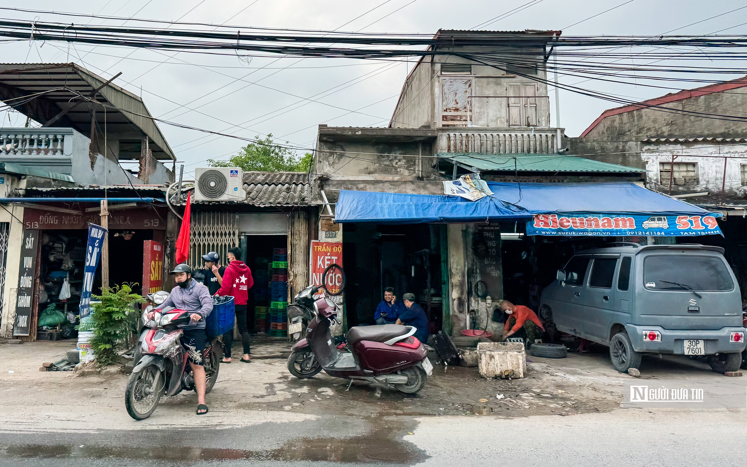 Hà Nội: Ì ạch thi công mở rộng đường Tam Trinh trị giá hơn 3.000 tỷ đồng- Ảnh 8. Hà Nội: Ì ạch thi công mở rộng đường Tam Trinh trị giá hơn 3.000 tỷ đồng- Ảnh 8.