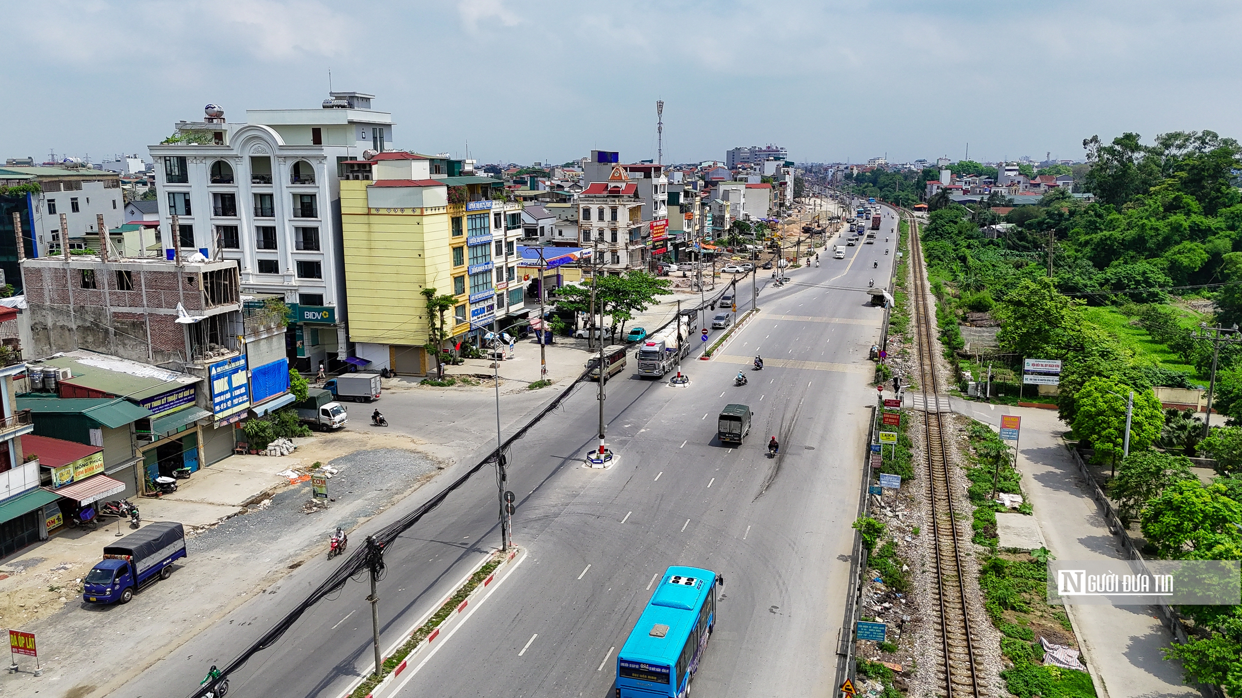 Hà Nội: Hình ảnh ngổn ngang tại dự án mở rộng đường gần 900 tỷ đồng- Ảnh 11. Hà Nội: Hình ảnh ngổn ngang tại dự án mở rộng đường gần 900 tỷ đồng- Ảnh 11.
