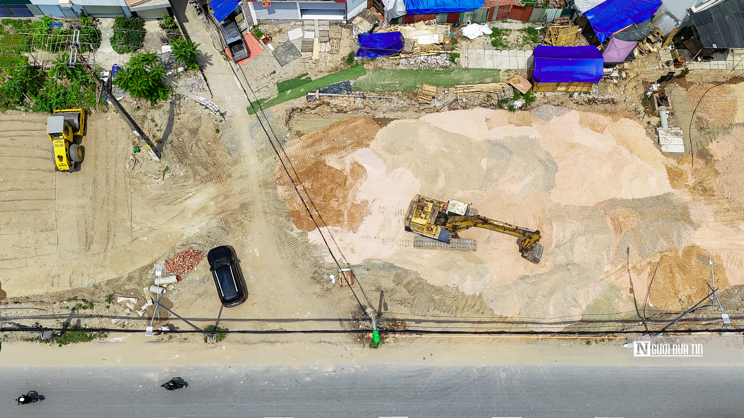 Hà Nội: Hình ảnh ngổn ngang tại dự án mở rộng đường gần 900 tỷ đồng- Ảnh 4. Hà Nội: Hình ảnh ngổn ngang tại dự án mở rộng đường gần 900 tỷ đồng- Ảnh 4.