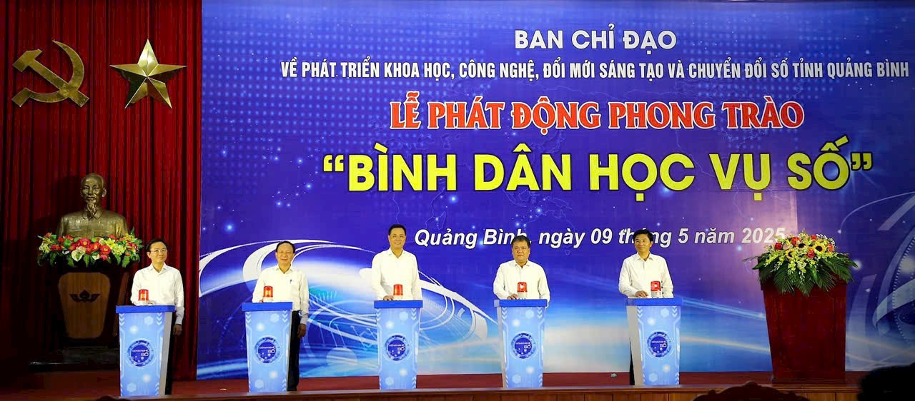 Lãnh đạo Quảng Bình: Doanh nghiệp công nghệ phải trở thành những “đại sứ số” trong cộng đồng- Ảnh 1. Lãnh đạo Quảng Bình: Doanh nghiệp công nghệ phải trở thành những “đại sứ số” trong cộng đồng- Ảnh 1.