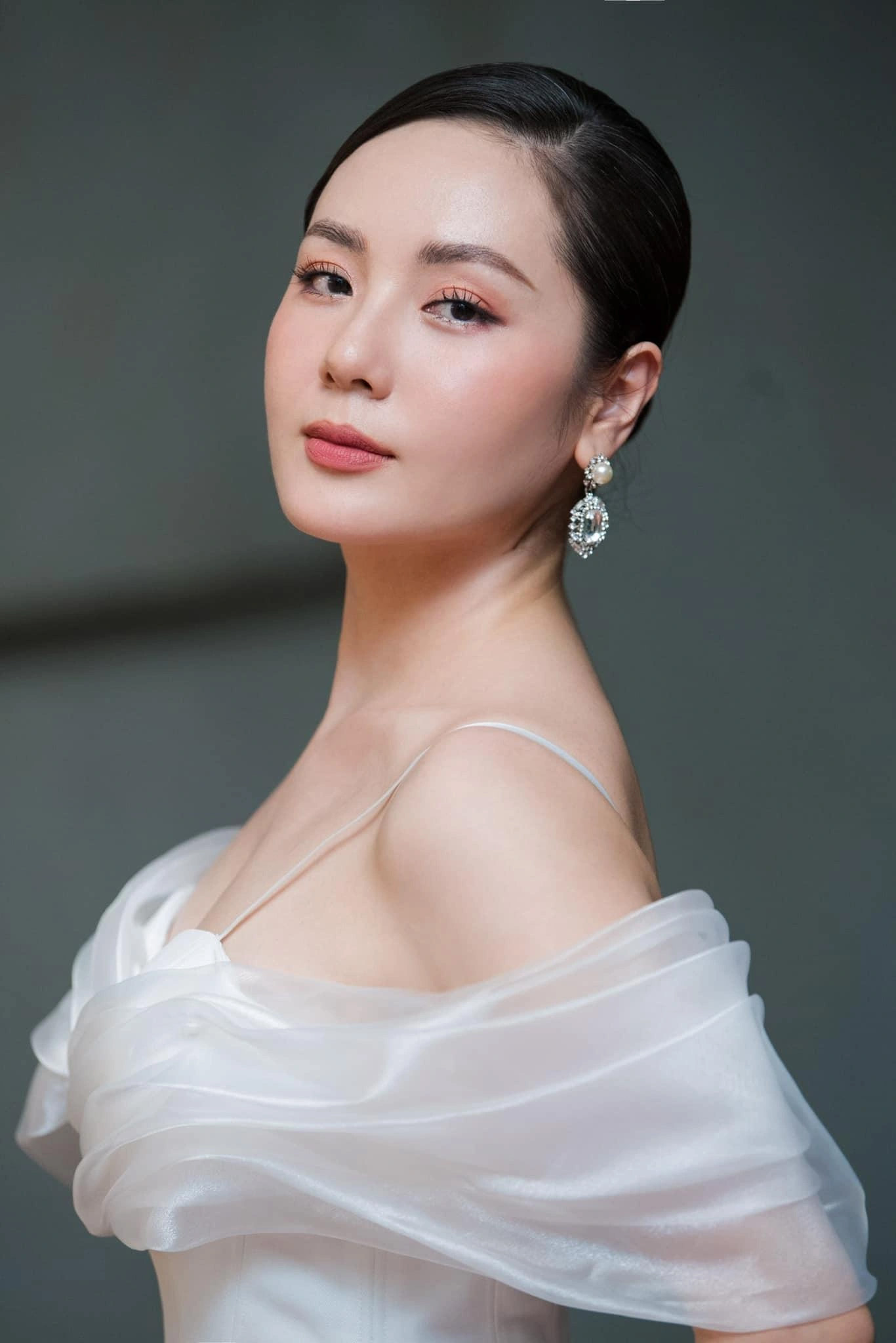 Tuổi 41 chọn lối sống kín tiếng, một mình nhưng không cô đơn của ca sĩ Phương Linh- Ảnh 1. Tuổi 41 chọn lối sống kín tiếng, một mình nhưng không cô đơn của ca sĩ Phương Linh- Ảnh 1.
