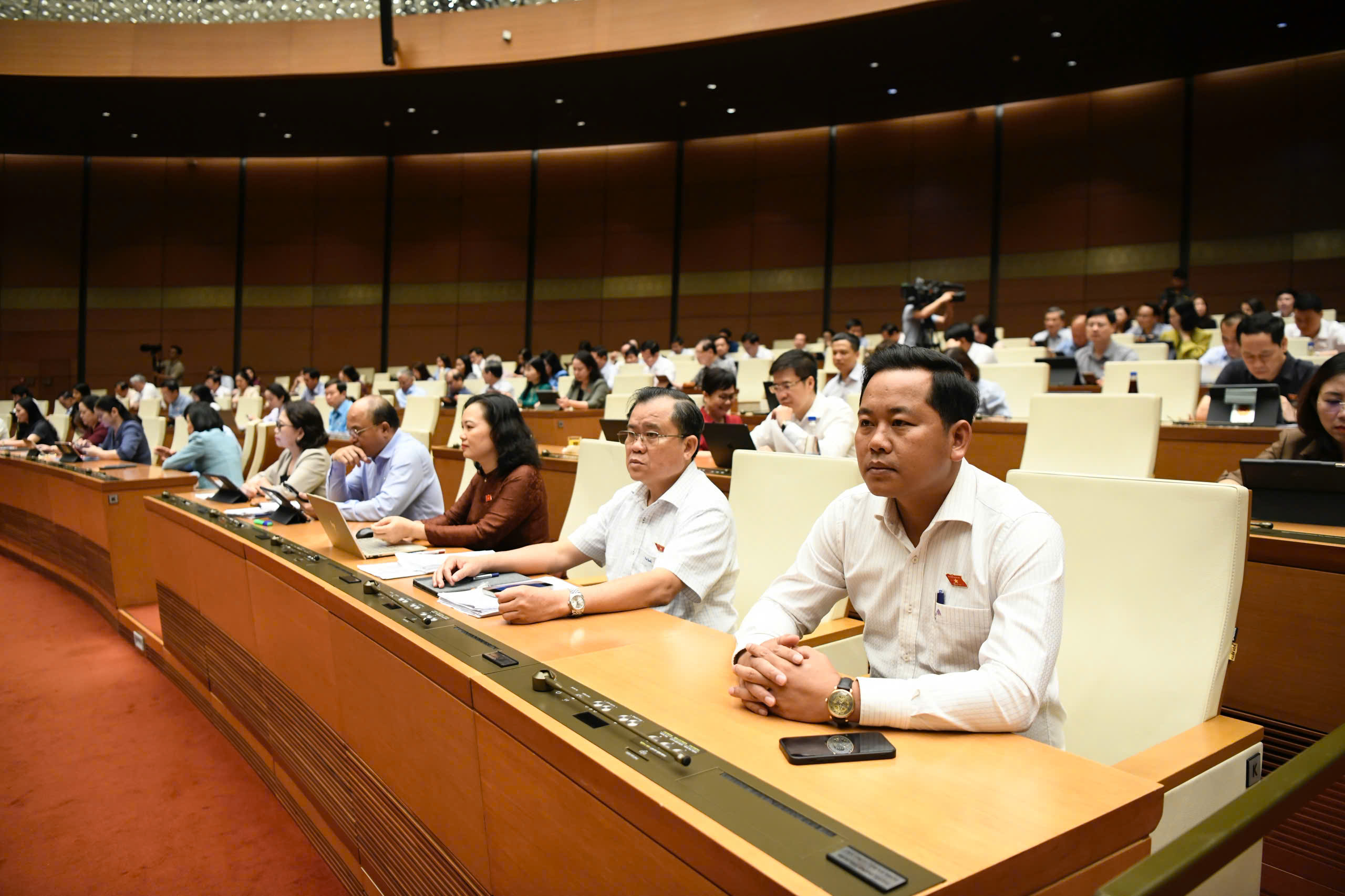 Cần đưa sản phẩm nhựa sử dụng 1 lần, túi ni lông vào diện chịu thuế tiêu thụ đặc biệt- Ảnh 2. Cần đưa sản phẩm nhựa sử dụng 1 lần, túi ni lông vào diện chịu thuế tiêu thụ đặc biệt- Ảnh 2.