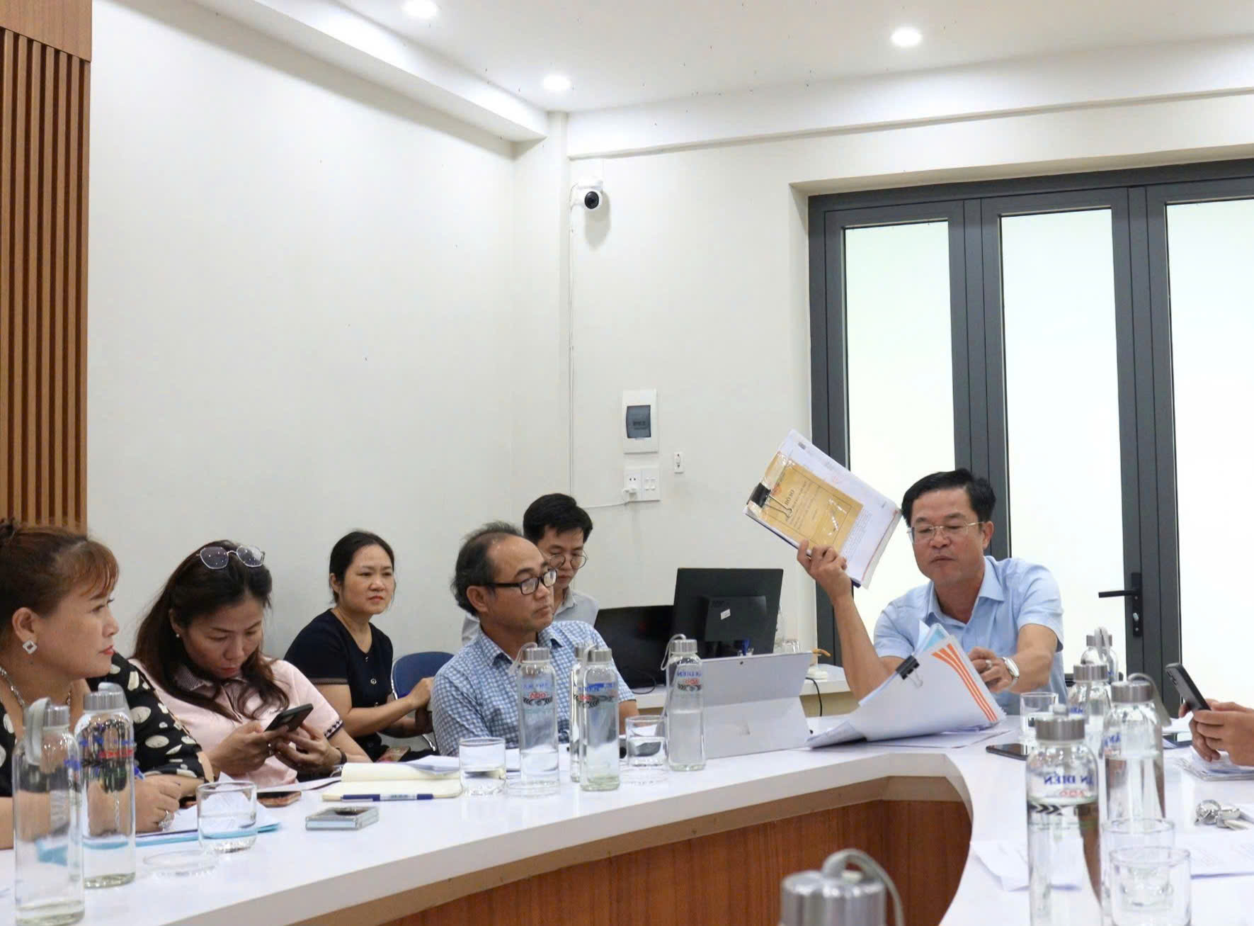 Đà Nẵng lý giải việc chọn doanh nghiệp thuê đất giá thấp hơn để tổ chức chợ đêm Sơn Trà- Ảnh 1. Đà Nẵng lý giải việc chọn doanh nghiệp thuê đất giá thấp hơn để tổ chức chợ đêm Sơn Trà- Ảnh 1.