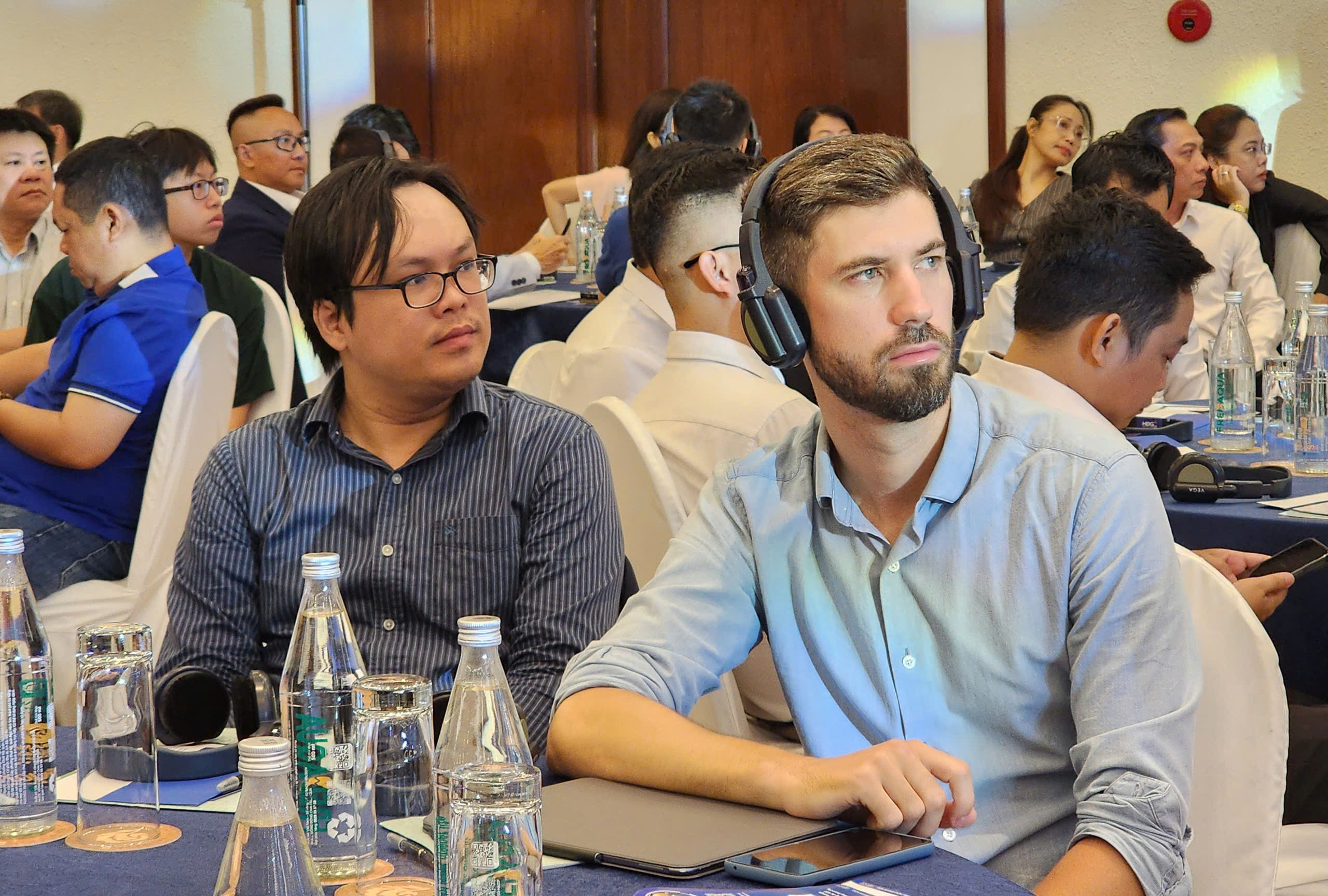Gần 400 chuyên gia, doanh nghiệp trong lĩnh vực khoa học công nghệ, trí tuệ nhân tạo đã tham dự hội thảo “Trí tuệ nhân tạo - Động lực mới phát triển Đà Nẵng”. Gần 400 chuyên gia, doanh nghiệp trong lĩnh vực khoa học công nghệ, trí tuệ nhân tạo đã tham dự hội thảo “Trí tuệ nhân tạo - Động lực mới phát triển Đà Nẵng”.
