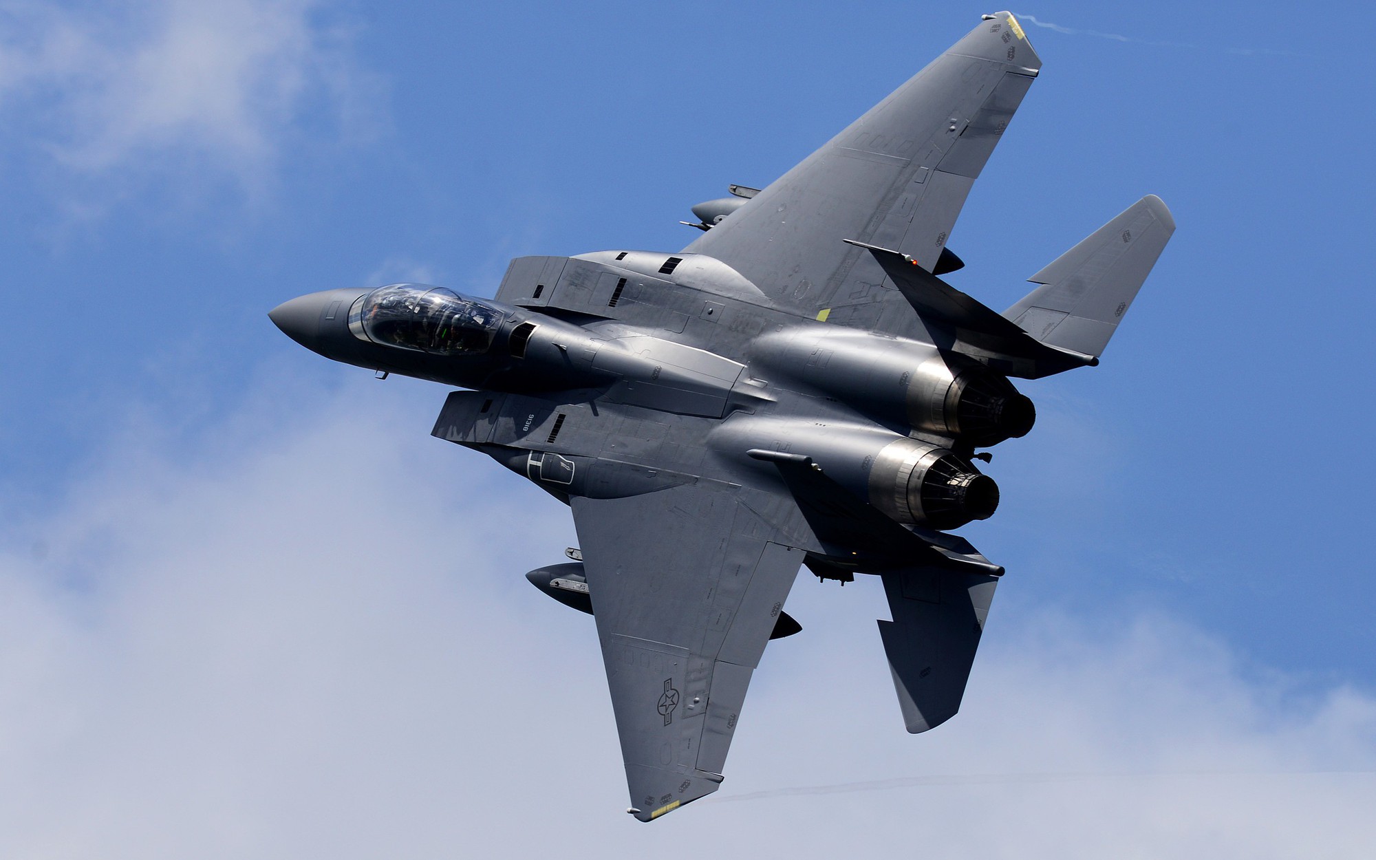 Không quân Mỹ biến F-15E thành “xe tải tên lửa”: Bí mật vừa được hé lộ