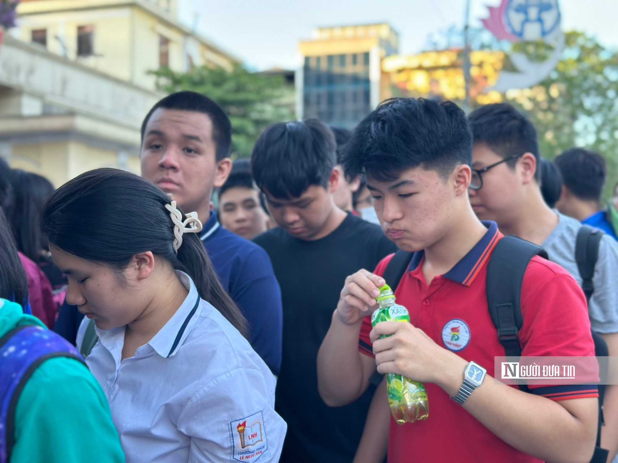 Đề Toán chuyên KHTN “làm khó” thí sinh, dự đoán đạt điểm trung bình- Ảnh 7. Đề Toán chuyên KHTN “làm khó” thí sinh, dự đoán đạt điểm trung bình- Ảnh 7.
