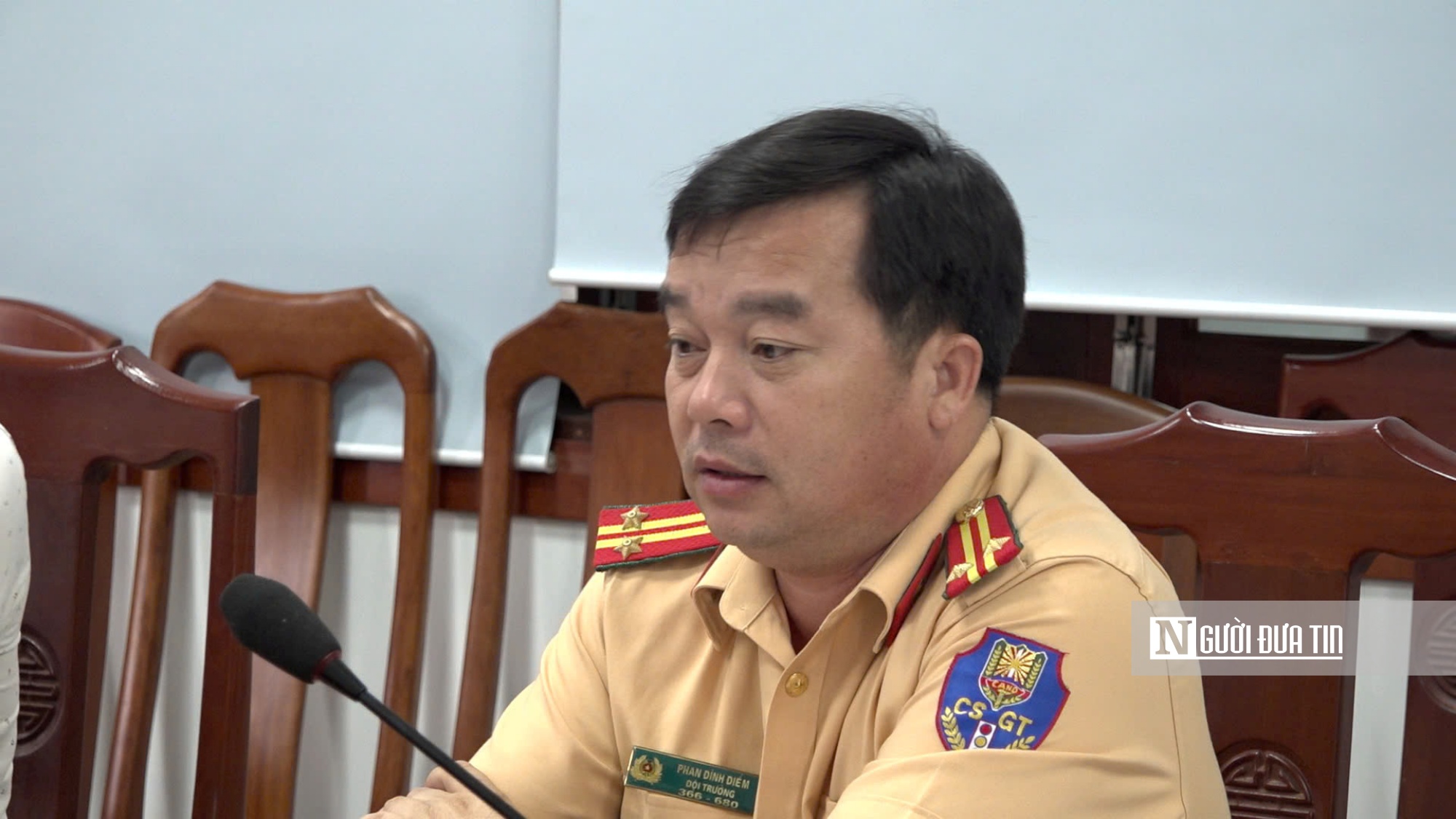Phập phồng nỗi lo an toàn mùa cao điểm du lịch (kỳ 3): Chở quá tải dưới biển, xe "hết đát" trên bờ- Ảnh 13. Phập phồng nỗi lo an toàn mùa cao điểm du lịch (kỳ 3): Chở quá tải dưới biển, xe "hết đát" trên bờ- Ảnh 13.