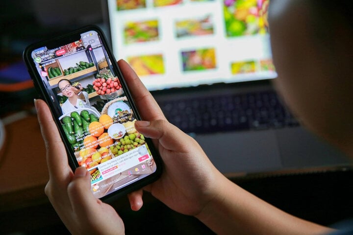 Gen Z và Gen Alpha đang định hình hành vi tiêu dùng trên sàn TMĐT- Ảnh 3. Gen Z và Gen Alpha đang định hình hành vi tiêu dùng trên sàn TMĐT- Ảnh 3.