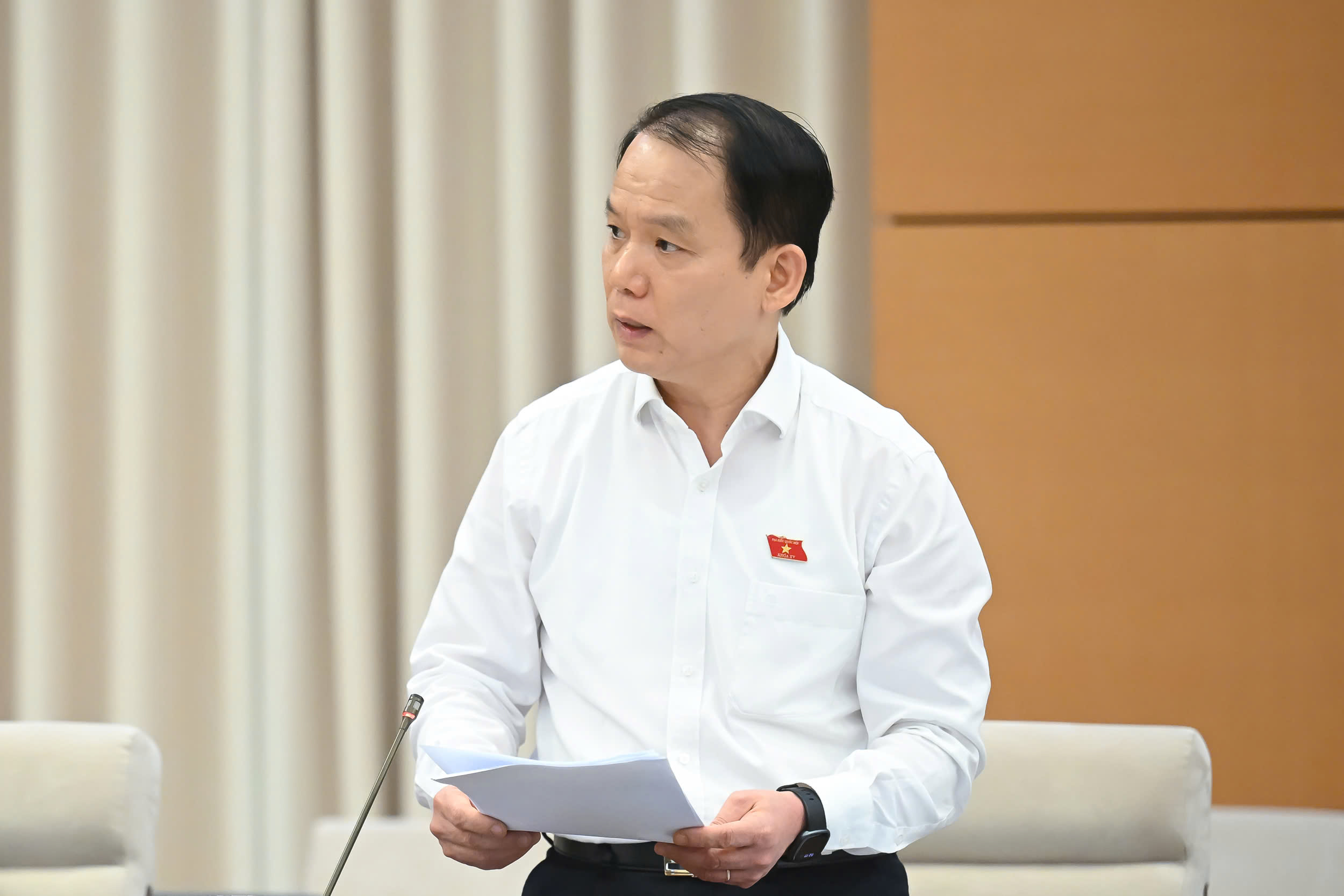 Giữ đề xuất bỏ án tử hình tội tham ô, nhận hối lộ- Ảnh 2. Giữ đề xuất bỏ án tử hình tội tham ô, nhận hối lộ- Ảnh 2.