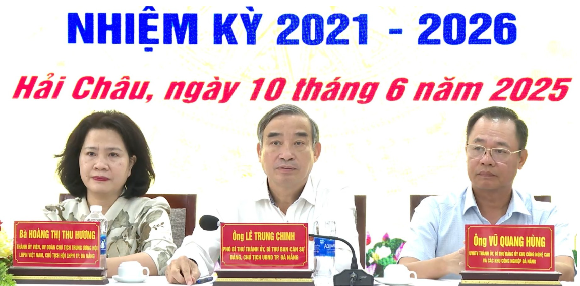 Chính quyền hai cấp Đà Nẵng mới vận hành từ tháng 7, thử nghiệm điều động cán bộ trong tuần tới- Ảnh 1. Chính quyền hai cấp Đà Nẵng mới vận hành từ tháng 7, thử nghiệm điều động cán bộ trong tuần tới- Ảnh 1.