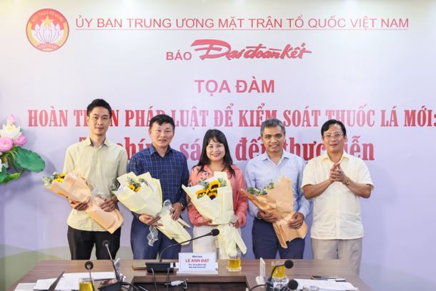 Hoàn thiện pháp luật để kiểm soát thuốc lá mới- Ảnh 1. Hoàn thiện pháp luật để kiểm soát thuốc lá mới- Ảnh 1.