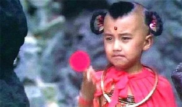 Tây Du Ký 1986: Cảnh phim nguy hiểm nhất khiến Lục Tiểu Linh Đồng suýt bị thiêu- Ảnh 2. Tây Du Ký 1986: Cảnh phim nguy hiểm nhất khiến Lục Tiểu Linh Đồng suýt bị thiêu- Ảnh 2.