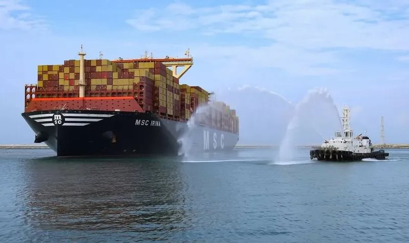 Cận cảnh tàu container lớn nhất thế giới: “Tay chơi” đáng gờm trong vận tải biển toàn cầu- Ảnh 1. Cận cảnh tàu container lớn nhất thế giới: “Tay chơi” đáng gờm trong vận tải biển toàn cầu- Ảnh 1.