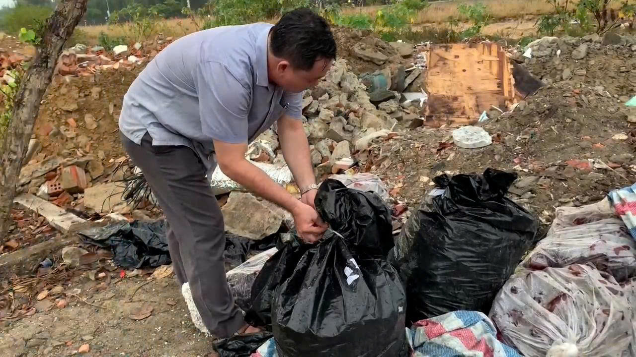 Tiết lộ nguồn gốc thuốc bị thu hồi vẫn "trôi nổi" ra môi trường ở Đà Nẵng- Ảnh 2. Tiết lộ nguồn gốc thuốc bị thu hồi vẫn "trôi nổi" ra môi trường ở Đà Nẵng- Ảnh 2.