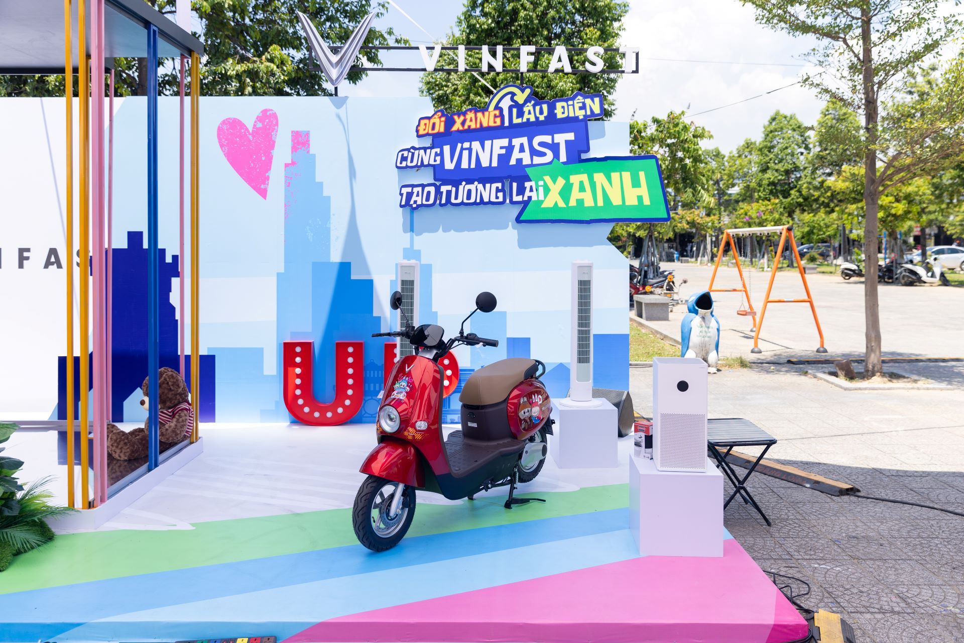 Sau Hải Phòng và Đà Nẵng, “Đổi xăng lấy điện” của VinFast hứa hẹn bùng nổ tại Hà Nội và TP.HCM- Ảnh 1. Sau Hải Phòng và Đà Nẵng, “Đổi xăng lấy điện” của VinFast hứa hẹn bùng nổ tại Hà Nội và TP.HCM- Ảnh 1.