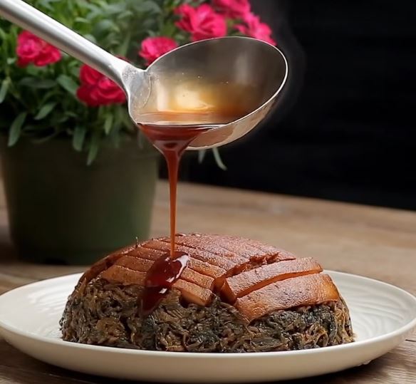 Đặc sản chờ gần 5 tiếng mới "ra lò", xưa ít người biết nay dân phố thích mê- Ảnh 5. Đặc sản chờ gần 5 tiếng mới "ra lò", xưa ít người biết nay dân phố thích mê- Ảnh 5.