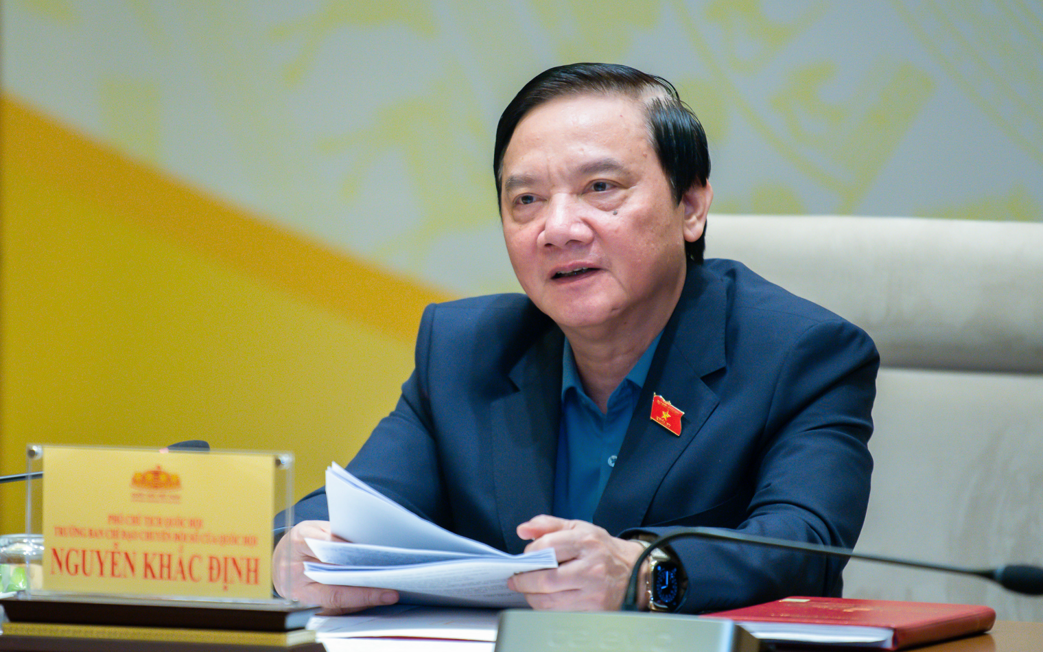 Sau sáp nhập, sắp xếp đơn vị hành chính, người dân vẫn được sử dụng giấy tờ cũ đến khi hết hạn- Ảnh 1. Sau sáp nhập, sắp xếp đơn vị hành chính, người dân vẫn được sử dụng giấy tờ cũ đến khi hết hạn- Ảnh 1.