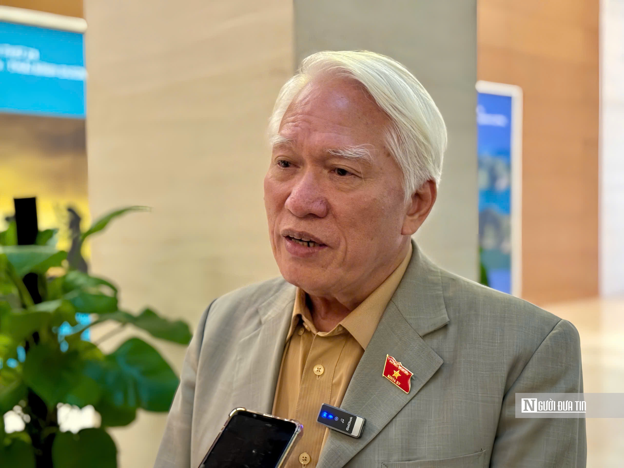 Sửa Hiến pháp: Nền móng vững chắc cho tương lai hùng cường- Ảnh 3. Sửa Hiến pháp: Nền móng vững chắc cho tương lai hùng cường- Ảnh 3.