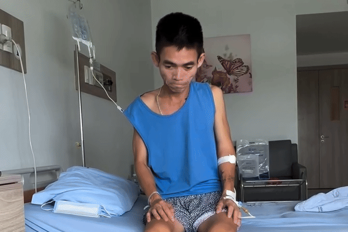 “Chàng trai chăn bò” Sô Y Tiết: Hiện tượng mạng một thời với video đếm số, tái phát bệnh khiến người hâm mộ lo lắng- Ảnh 1. “Chàng trai chăn bò” Sô Y Tiết: Hiện tượng mạng một thời với video đếm số, tái phát bệnh khiến người hâm mộ lo lắng- Ảnh 1.
