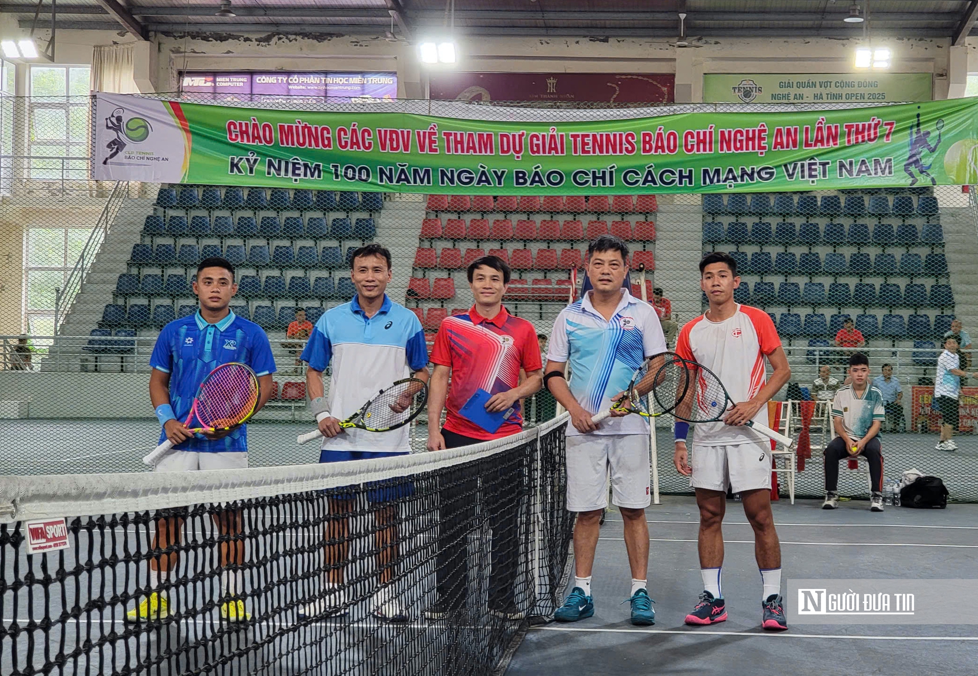 Nhiều vận động viên quốc gia tham dự giải Tennis Báo chí Nghệ An- Ảnh 2. Nhiều vận động viên quốc gia tham dự giải Tennis Báo chí Nghệ An- Ảnh 2.