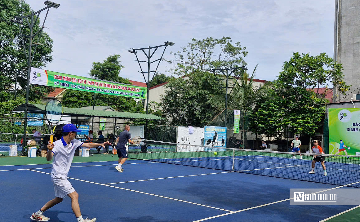 Nhiều vận động viên quốc gia tham dự giải Tennis Báo chí Nghệ An- Ảnh 3. Nhiều vận động viên quốc gia tham dự giải Tennis Báo chí Nghệ An- Ảnh 3.