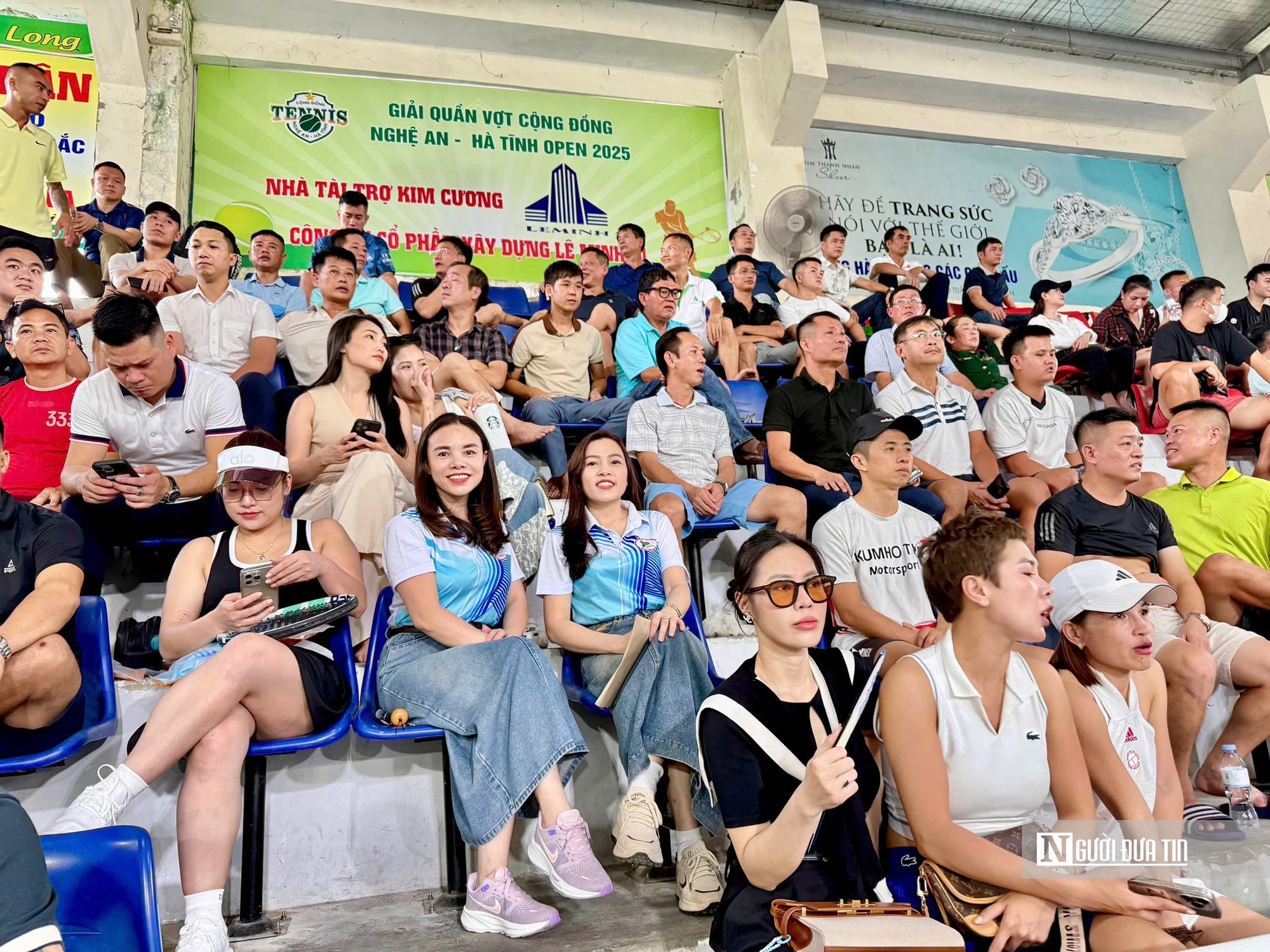 Nhiều vận động viên quốc gia tham dự giải Tennis Báo chí Nghệ An- Ảnh 4. Nhiều vận động viên quốc gia tham dự giải Tennis Báo chí Nghệ An- Ảnh 4.