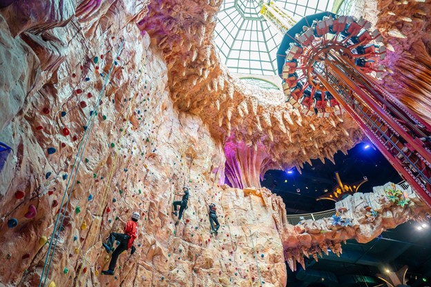 Top 5 trò chơi dễ khiến “Khối nghỉ hè” vui quên lối về tại Sun World Ba Na Hills- Ảnh 1. Top 5 trò chơi dễ khiến “Khối nghỉ hè” vui quên lối về tại Sun World Ba Na Hills- Ảnh 1.