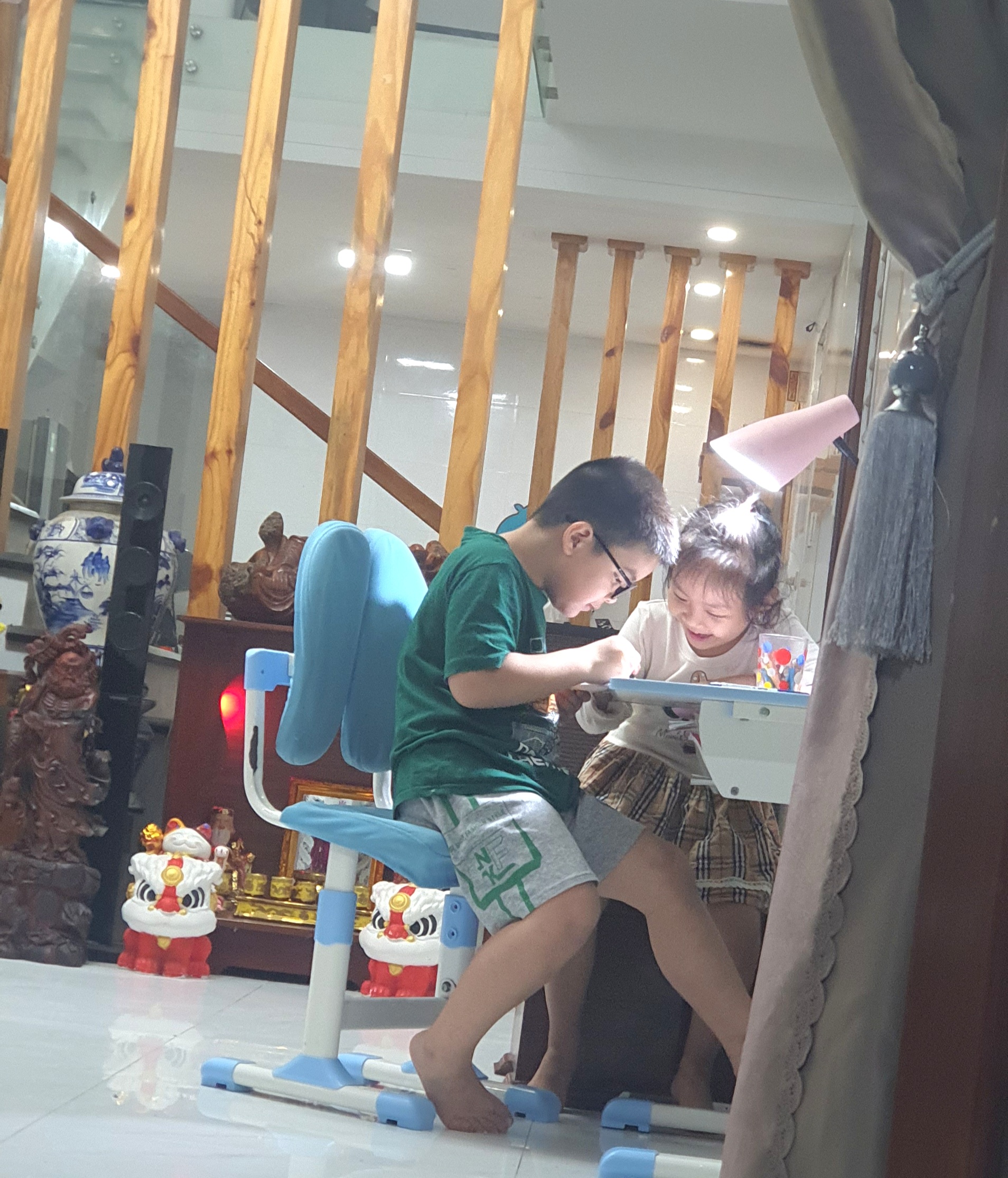 Gửi những phụ huynh có con chuẩn bị vào lớp 1- Ảnh 1. Gửi những phụ huynh có con chuẩn bị vào lớp 1- Ảnh 1.