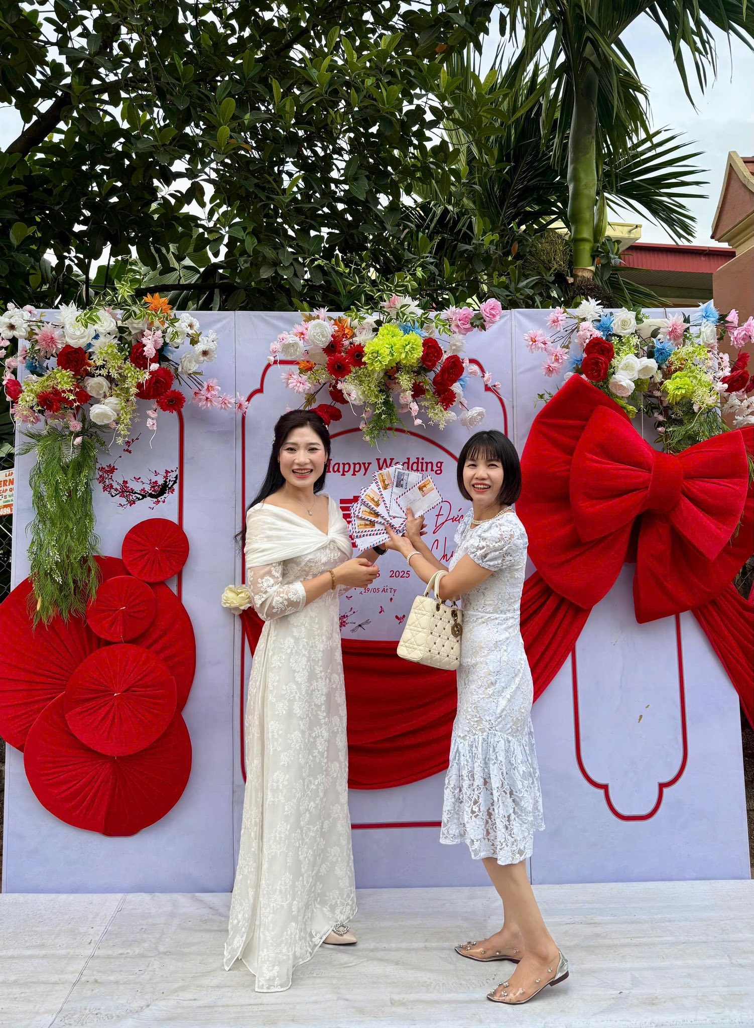 "Ngọc nữ làng bóng chuyền Việt Nam" Phạm Thị Yến tìm được bến đỗ bình yên ở tuổi 40- Ảnh 5. "Ngọc nữ làng bóng chuyền Việt Nam" Phạm Thị Yến tìm được bến đỗ bình yên ở tuổi 40- Ảnh 5.