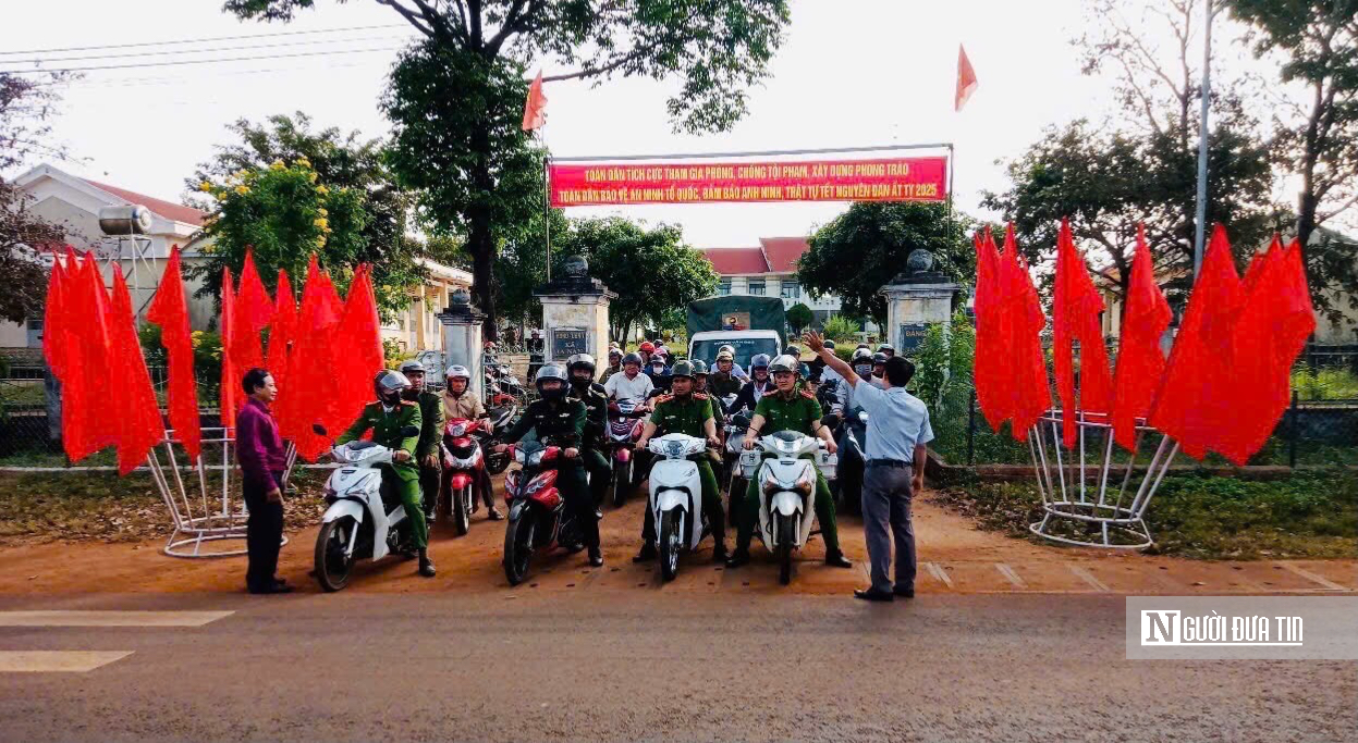 “Lá chắn mềm” nơi biên giới Gia Lai- Ảnh 1. “Lá chắn mềm” nơi biên giới Gia Lai- Ảnh 1.