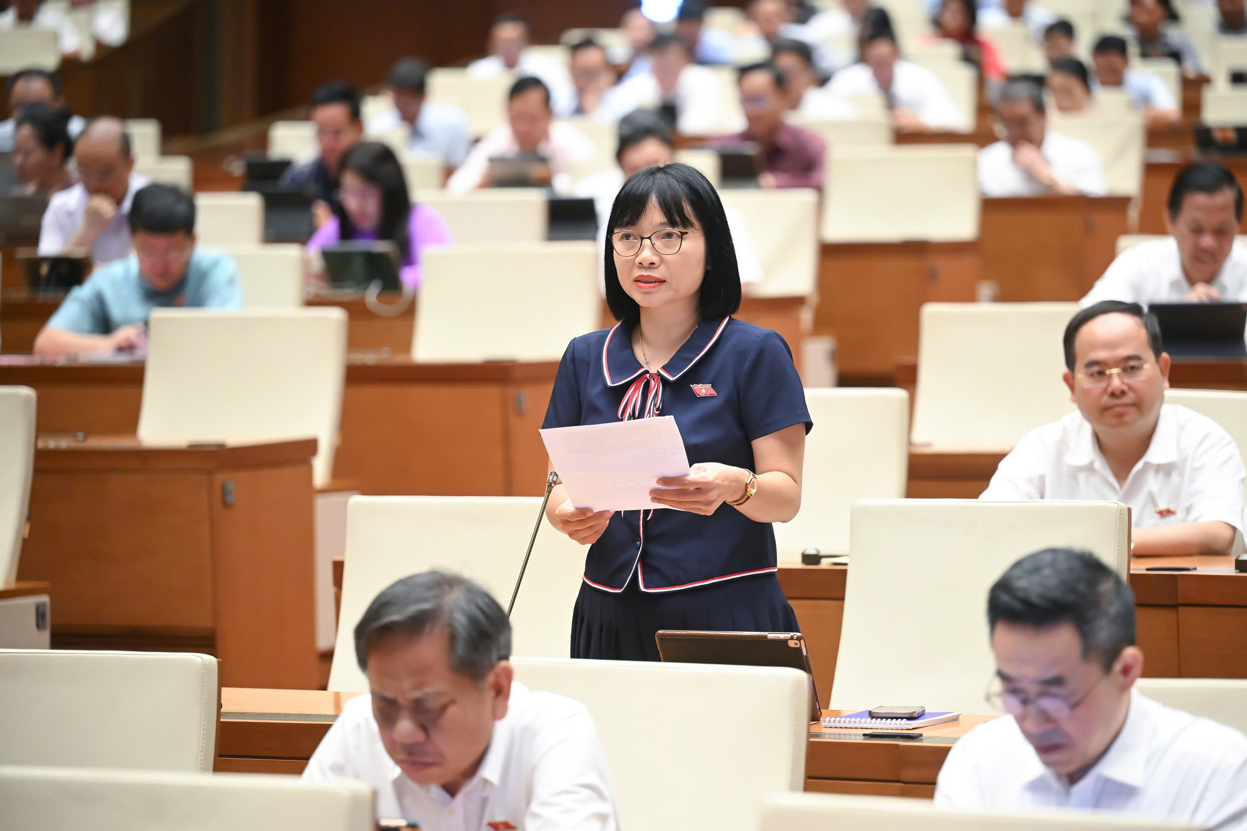 Miễn học phí: Lo phát sinh các khoản thu Miễn học phí: Lo phát sinh các khoản thu