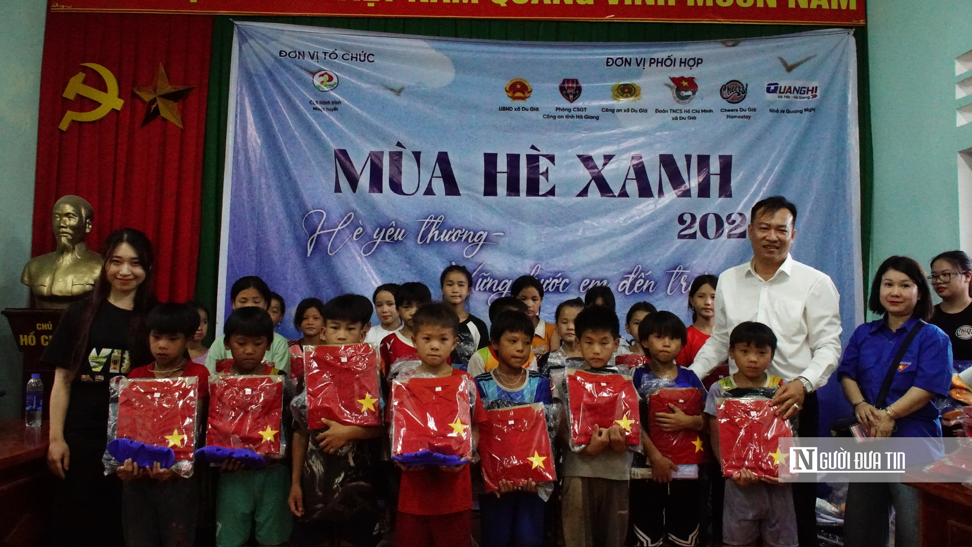 Hội luật gia Cần Thơ tham gia chương trình thiện nguyện “Mùa hè Xanh 2025 - Hè yêu thương, vững bước đến trường Hội luật gia Cần Thơ tham gia chương trình thiện nguyện “Mùa hè Xanh 2025 - Hè yêu thương, vững bước đến trường