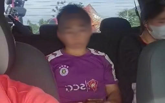 Vụ tài xế taxi bị tố 'chặt chém' 4,2 triệu đồng: Tạm giữ 3 đối tượng