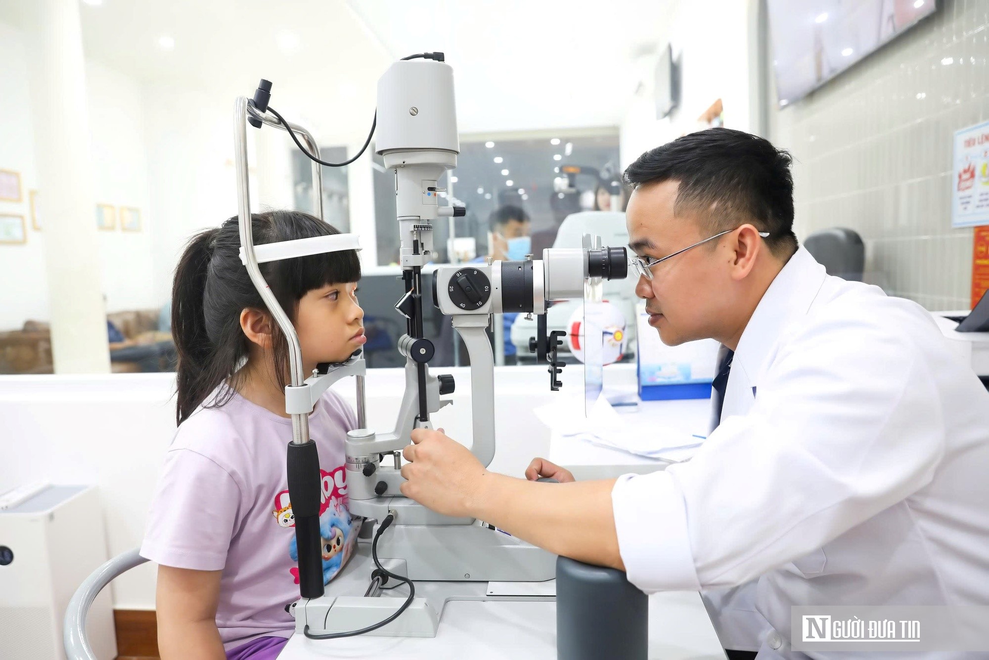 Phòng khám chuyên khoa Mắt Sài Gòn - Biên Hòa đầu tư hệ thống khám mắt OCT giá trị hơn 3 tỷ đồng- Ảnh 4. Phòng khám chuyên khoa Mắt Sài Gòn - Biên Hòa đầu tư hệ thống khám mắt OCT giá trị hơn 3 tỷ đồng- Ảnh 4.