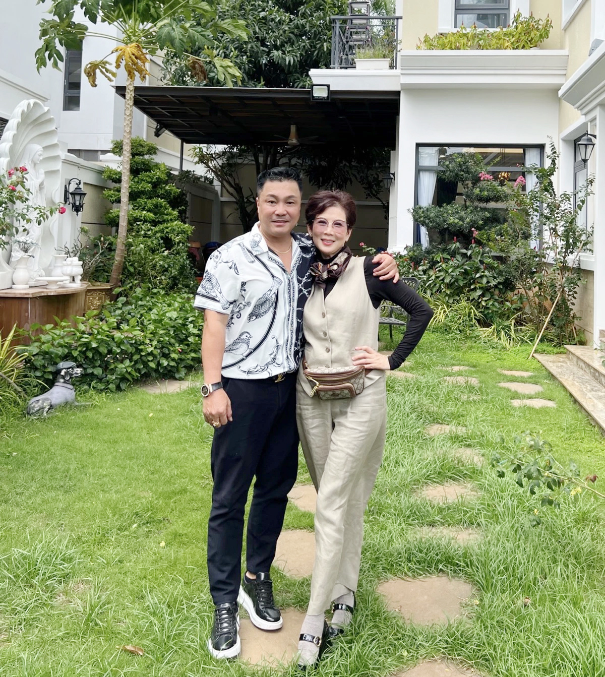 "Người yêu cũ" của Lý Hùng sau thời gian dài ở ẩn, cuộc sống U60 lặng lẽ bình yên- Ảnh 8. "Người yêu cũ" của Lý Hùng sau thời gian dài ở ẩn, cuộc sống U60 lặng lẽ bình yên- Ảnh 8.